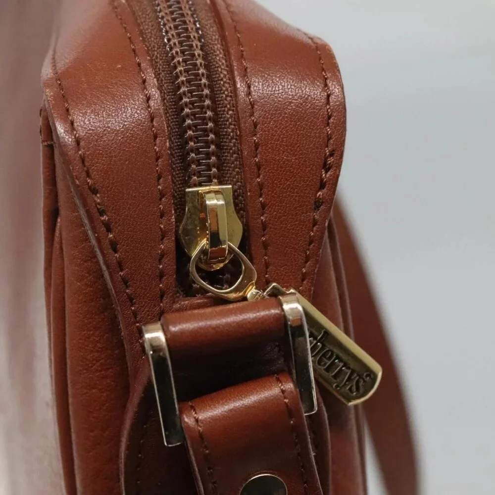 Burberrys Shoulder Bag Leather Brown Gold Auth ep8702 - Picture 10 of 16